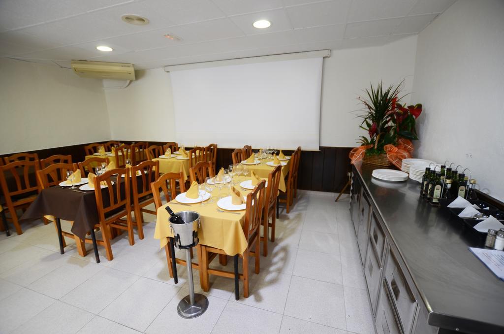 Hostal Los Manos Blanes Exteriér fotografie